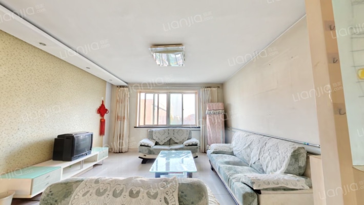 南宿舍小区二手房实景图