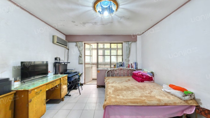 贾家花园小区二手房实景图