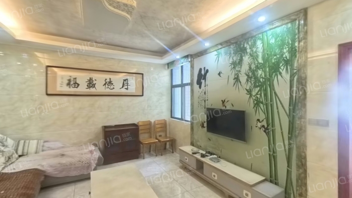 龙锦花苑二手房实景图