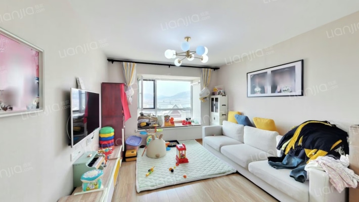 万科翡翠公园二手房实景图