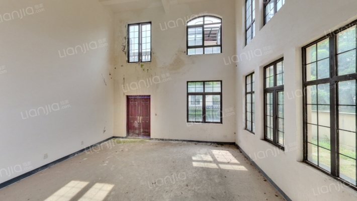 融创凡尔赛花园二手房实景图