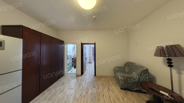 诚基经贸中心二手房实景图