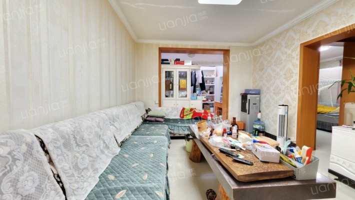 昆明云锡公司爱法住宅区二手房实景图
