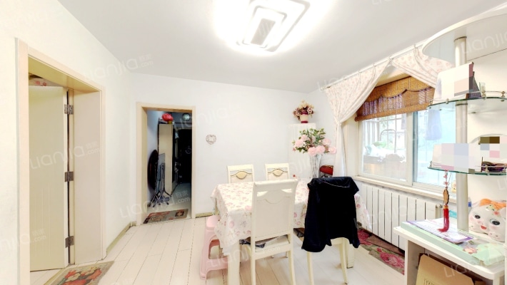 鹤园里二手房实景图