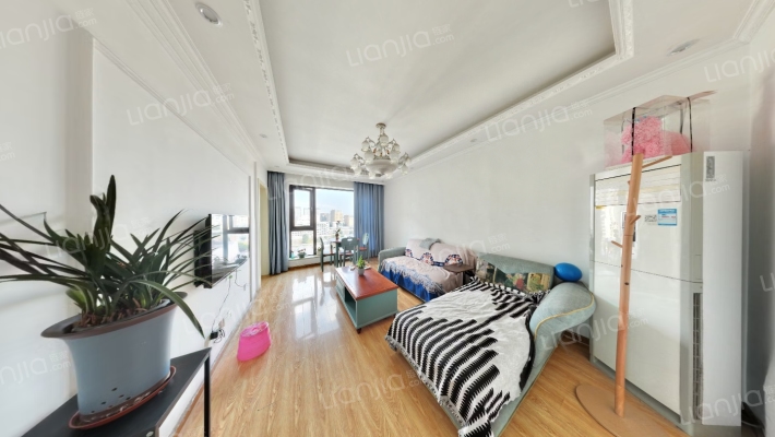 中粮香颂丽都二手房实景图