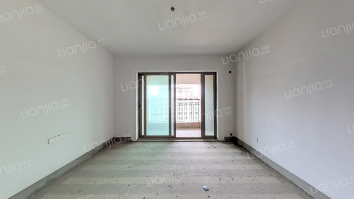 剑桥郡5区睿爵二手房实景图