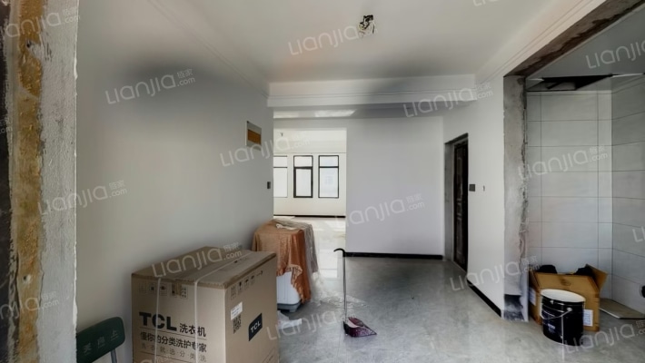 贾鲁嘉苑C区二手房实景图