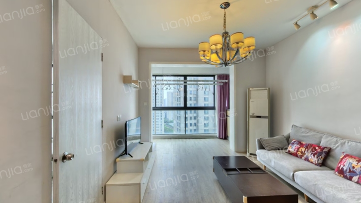 银爵世纪公寓二手房实景图