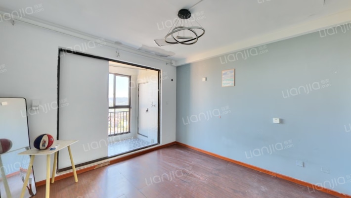 中海国际社区二期二手房实景图