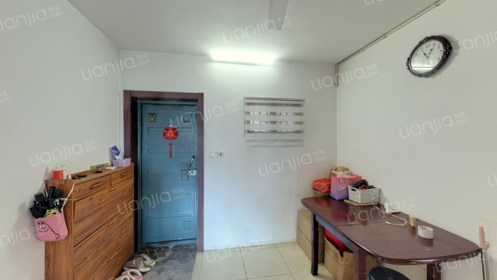 汽配厂商住楼二手房实景图