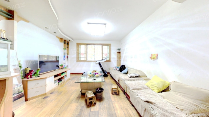 亚新美好新苑二手房实景图