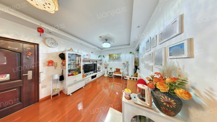 新街家园二手房实景图