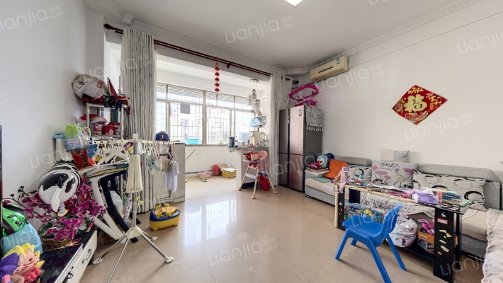 花都紫荆苑二手房实景图