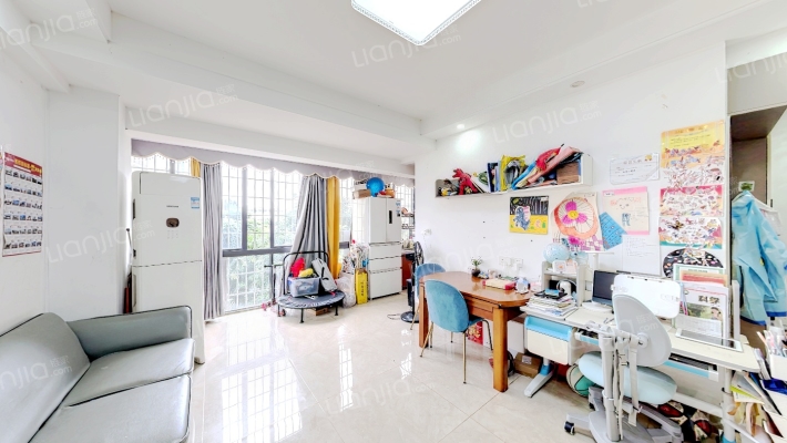 兴港花园三期二手房实景图