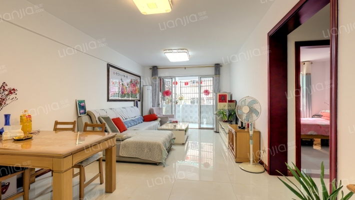 白云花园二手房实景图