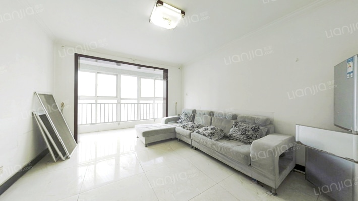 东方润龙二手房实景图