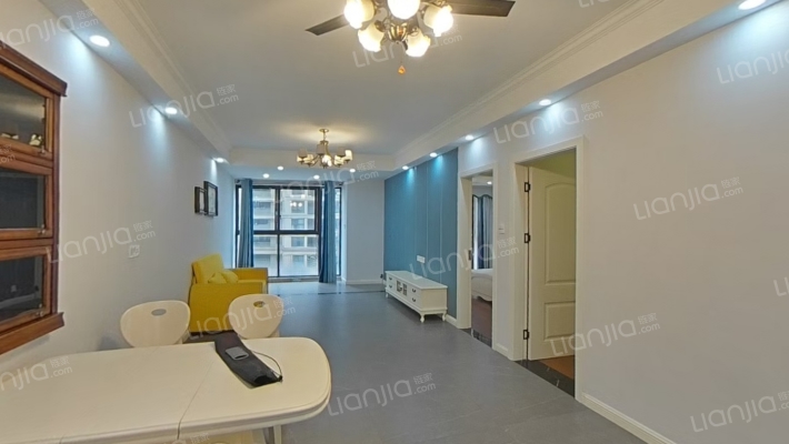 中宁蔚蓝海岸二手房实景图