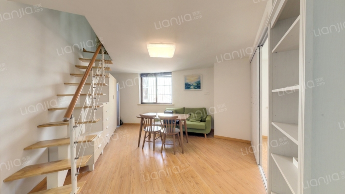 金桥酒店公寓二手房实景图