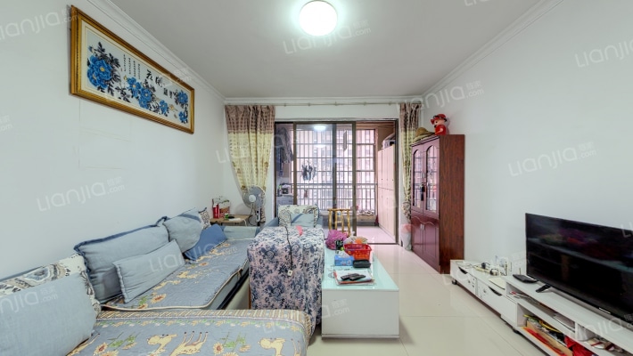 水映加州依云郡二手房实景图