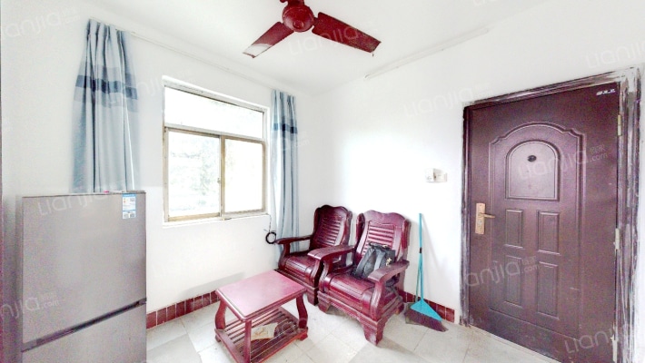 银春新苑二手房实景图