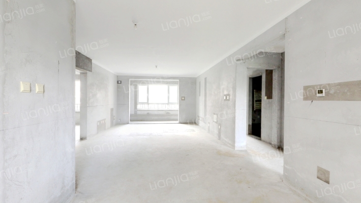 海悦龙苑二手房实景图