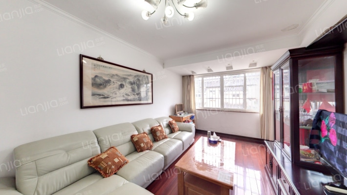 园林里二手房实景图