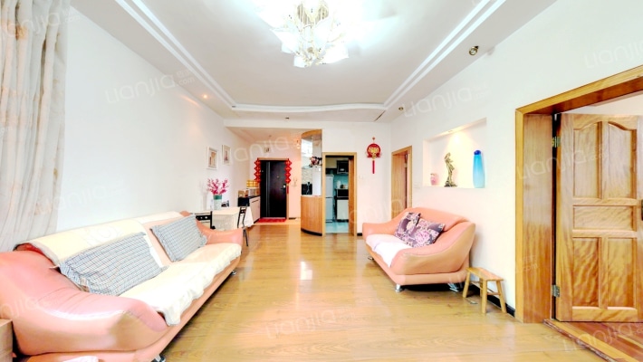 东方广场二手房实景图