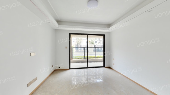 世茂帝封江B区二手房实景图