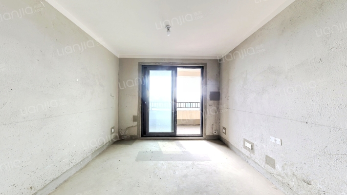 海伦堡逸璟园二手房实景图