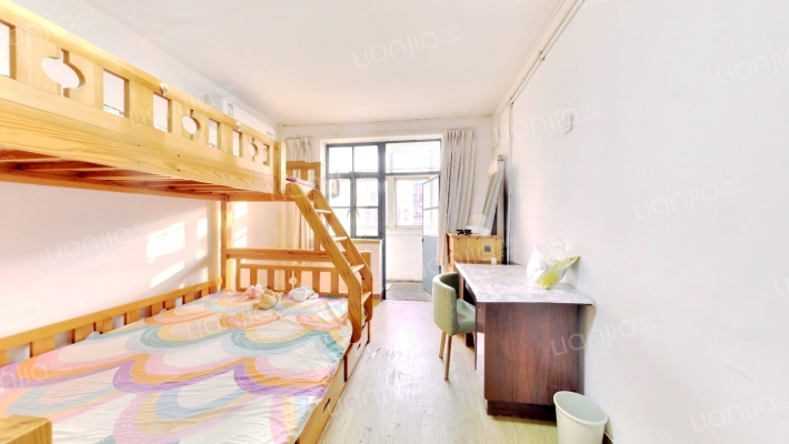 草场社区二手房实景图