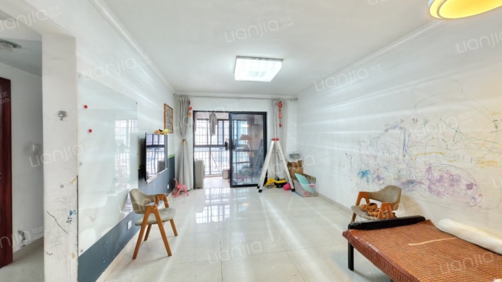 富春山二手房实景图