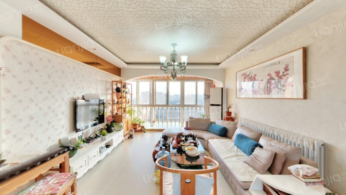 龙城华庭二手房实景图