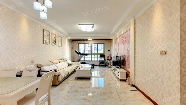 银泰城泰悦居二手房实景图