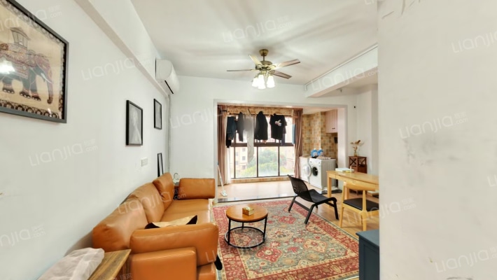 盛泰嘉苑二手房实景图