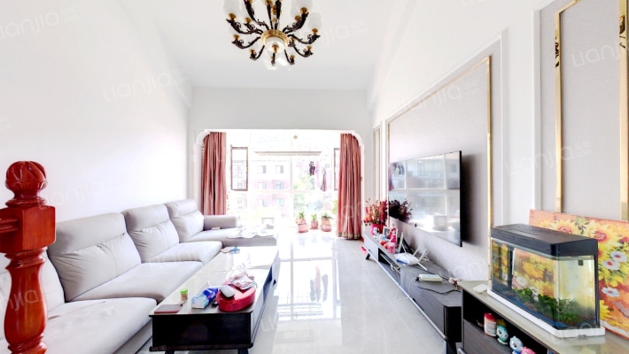 东港印象C区二手房实景图