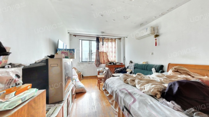 新北大楼二手房实景图