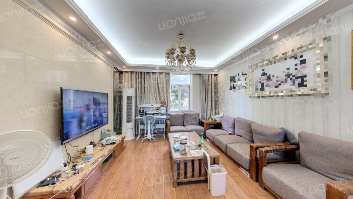 南郡帝苑二手房实景图