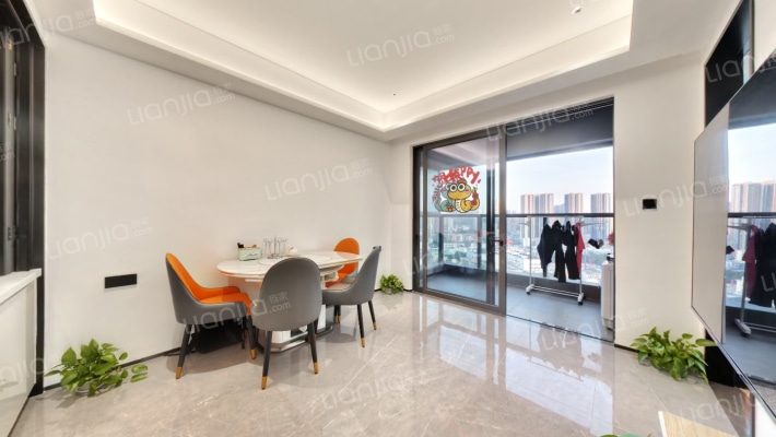 亚太·半山樾府二手房实景图