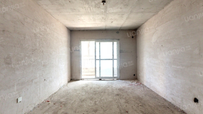 挨着公园的房子，出行便利..........................-客厅