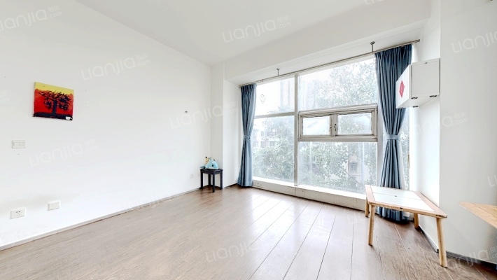 同创软件大厦二手房实景图