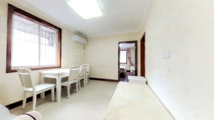 虹苑新寓二村二手房实景图