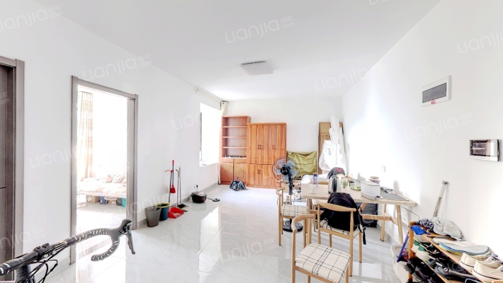 川海花园二手房实景图