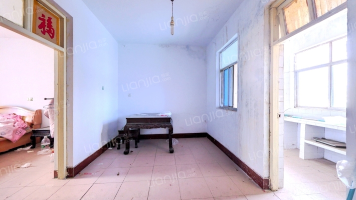 医药站8号院二手房实景图