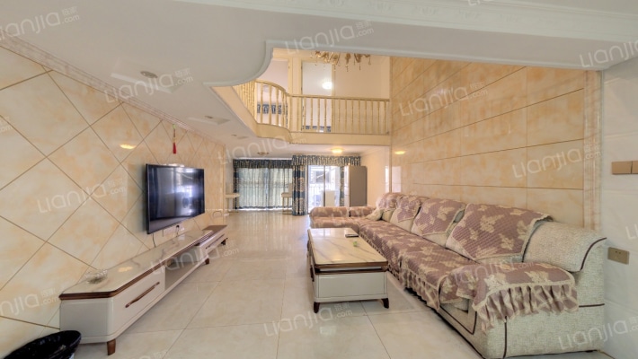 盛世翡翠二手房实景图