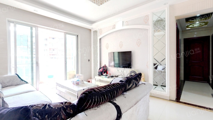 鼎盛中环银苑二手房实景图