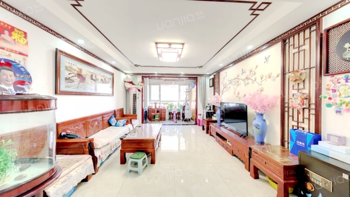 保利中心二区二手房实景图