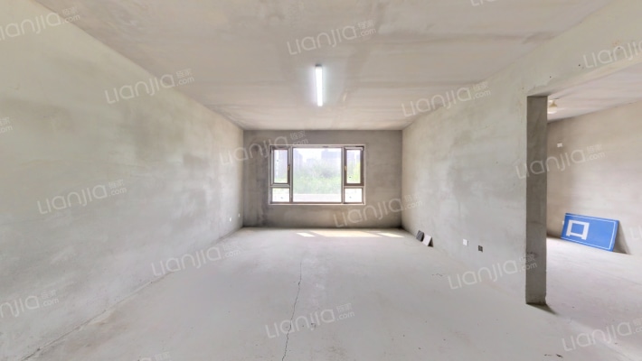 翠园春晓二手房实景图