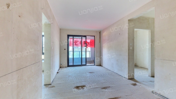 融创云湖十里E区二手房实景图