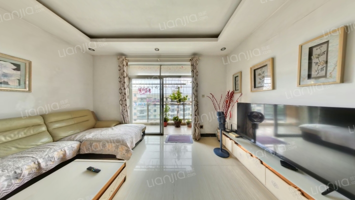 顺宝花园二手房实景图