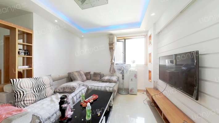 利港尚公馆二手房实景图